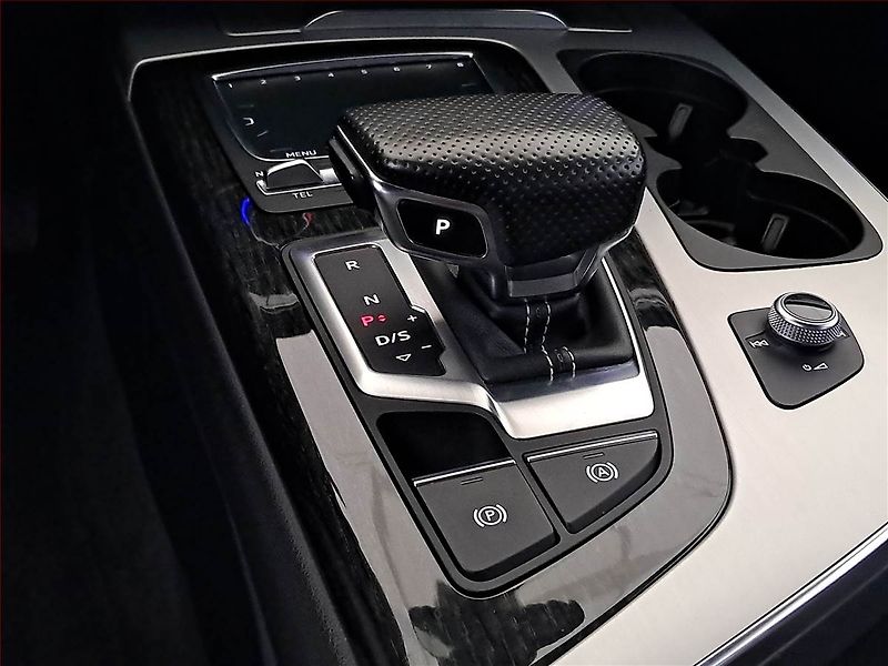 Audi Q7 (2015) 3.0 TDI - fotka 13 z 28