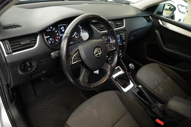 Škoda Octavia - fotka 14 z 25