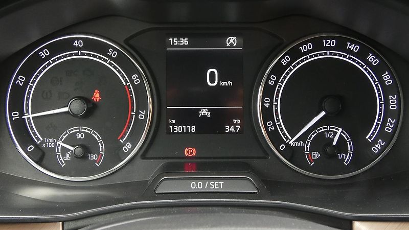 Škoda Scala 1.0 TSI Style - fotka 13 z 23
