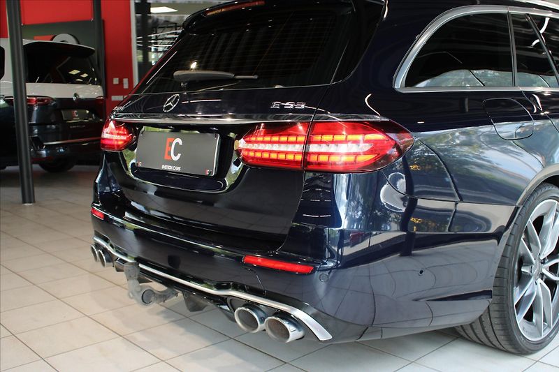 Mercedes-Benz Třídy E 53 AMG 4MATIC+ ACC/Pano/Masáže - fotka 8 z 39