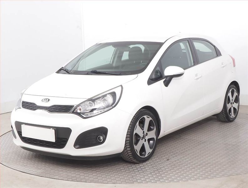 Kia Rio (2013) 1.25 CVVT, Serv.kniha - fotka 2 z 16