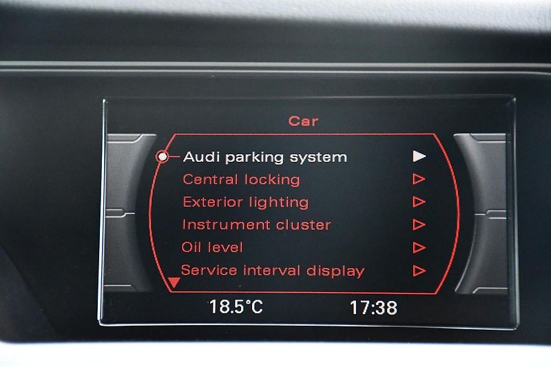 Audi A4 1.8TFSi 118kW AT - fotka 29 z 34