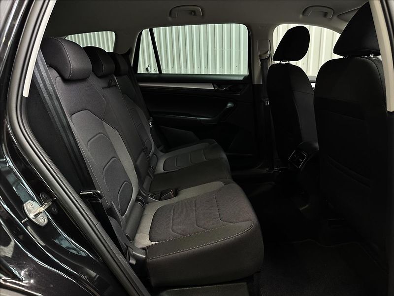 Škoda Kodiaq 1.5TSI 110kW 1 MAJITEL 63KM! - fotka 32 z 39