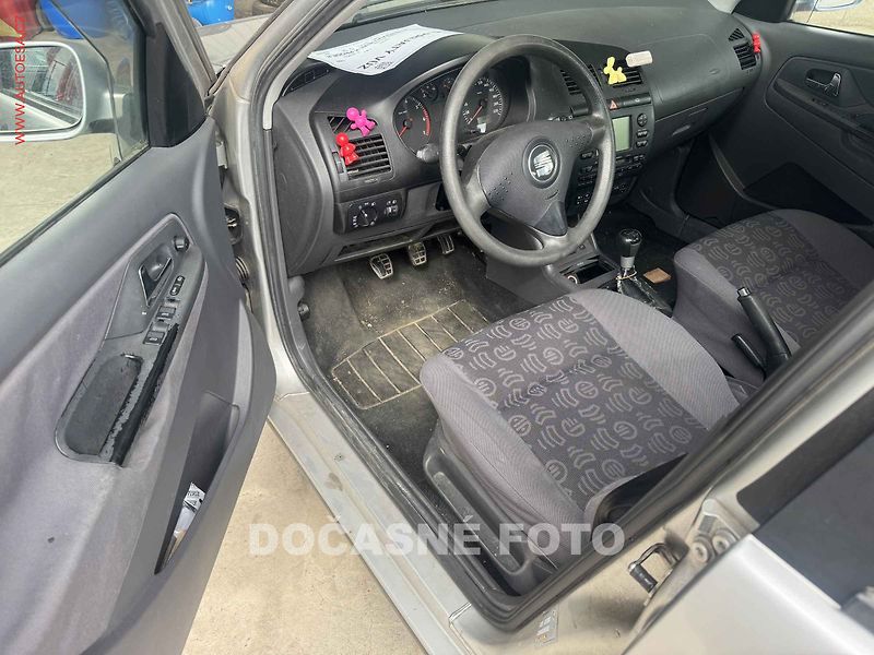 Seat Ibiza (1999) 1.4 i - fotka 3 z 3