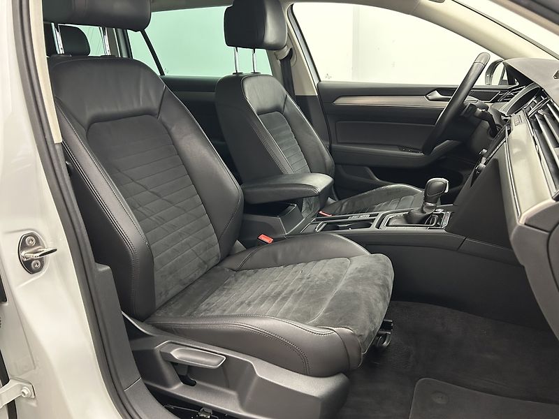 Volkswagen Passat Variant 2.0 TDI 4Motion 4x4 HIGHLINE - fotka 16 z 21