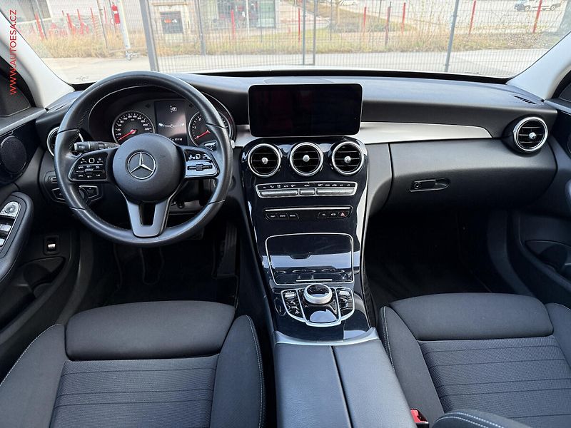 Mercedes-Benz Třídy C (2019) 1.6 d C 200, 1.maj,ČR, AT - fotka 8 z 22