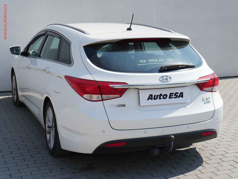 Hyundai i40 (2012) 1.7CRDI, ČR, AC, výhřev sed. - fotka 6 z 20