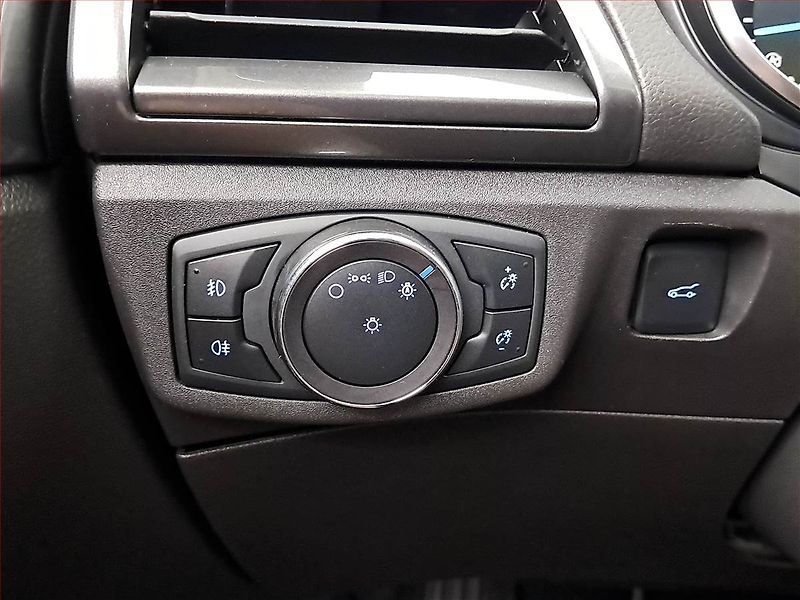 Ford Mondeo (2020) 2.0 EcoBlue, Serv.kniha, Kůže - fotka 21 z 23