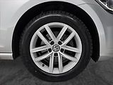 Volkswagen Golf (2020) 1.5 TSI, Automat, Tempomat - náhled 15