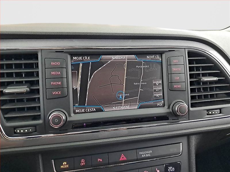Seat Leon (2016) 1.8 TSI, Serv.kniha, Kůže - fotka 16 z 18