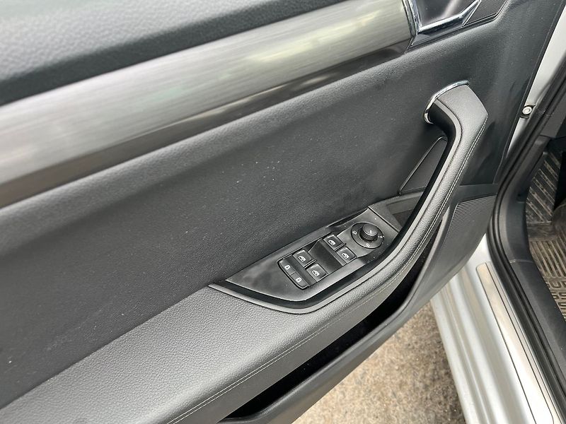 Škoda Superb STYLE 2.0TDi 147kW*4x4* - fotka 6 z 27