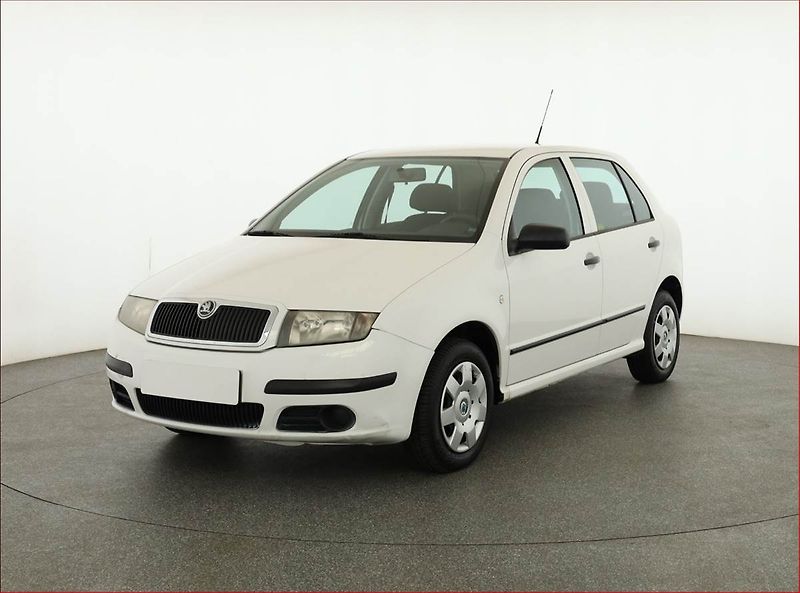 Škoda Fabia (2006) 1.2 12V, po STK, pěkný stav - fotka 2 z 14