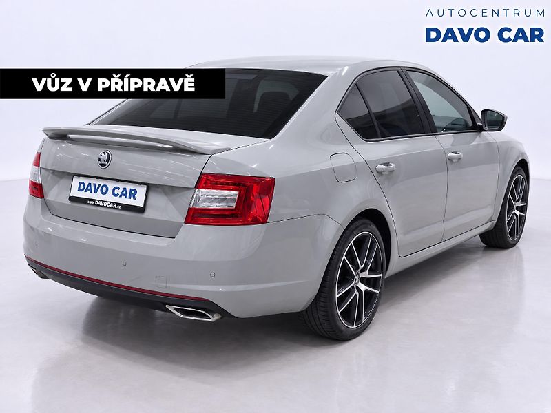 Škoda Octavia 2,0 TDI 135kW RS DSG Xenon - fotka 3 z 12