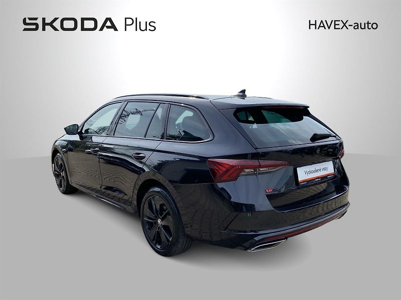 Škoda Octavia (2024) Combi 1.4 TSI iV DSG RS - fotka 34 z 35
