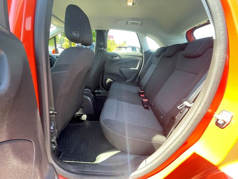 Opel Crossland X Enjoy 1,2 Turbo, ČR, 1. maj - fotka 14 z 33