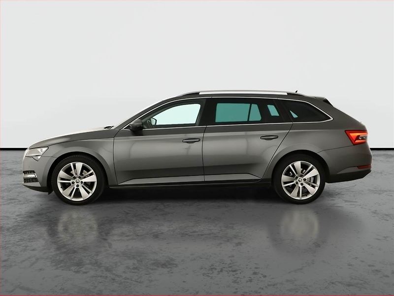 Škoda Superb (2022) Style 2.0 TDI - fotka 3 z 20