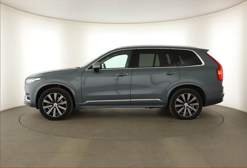 Volvo XC90 (2023) B5 AWD - fotka 3 z 19