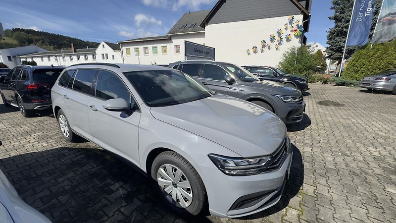 Volkswagen Passat (2024) 2.0TDI DSG Nez.Topení 48000KM - fotka 2 z 12