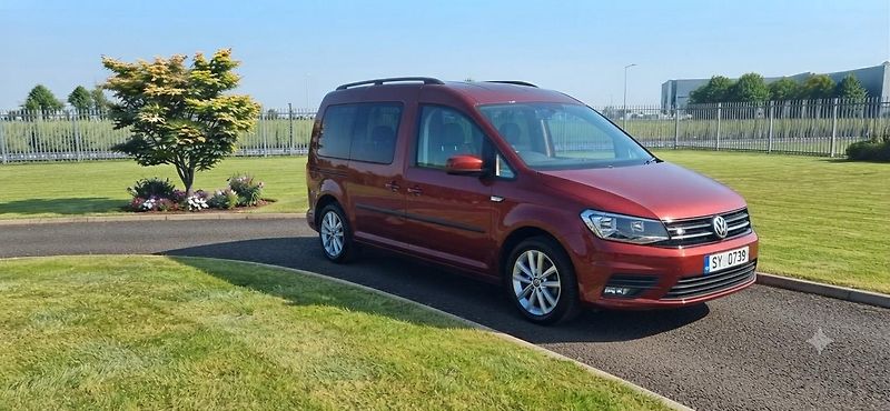 Volkswagen Caddy Maxi TDI 4x4 7 míst  - fotka 4 z 35