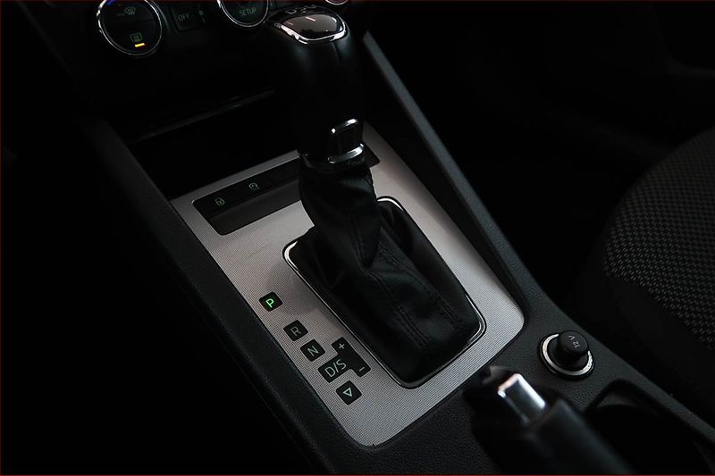 Škoda Octavia (2015) Ambition 1.6 TDI, Automat - fotka 13 z 16