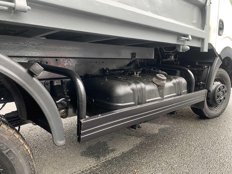 Nissan Cabstar NT400 2.5 dCi 100 kW SKLÁPĚČ - fotka 9 z 17