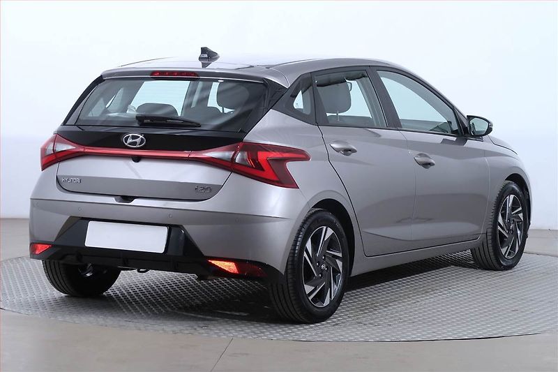 Hyundai i20 (2023) 1.2 MPI, Serv.kniha, Tempomat - fotka 5 z 20
