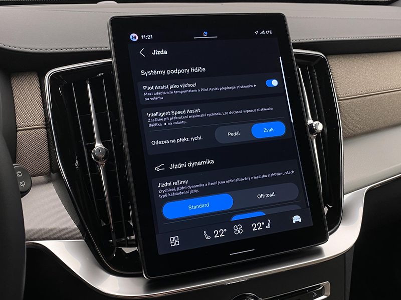 Volvo XC90 (2026) B5 AWD AUT CORE 7míst - fotka 43 z 56