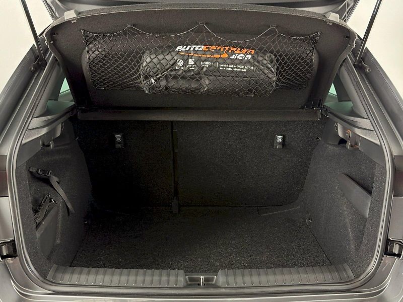 Škoda Kamiq (2025) DSG 1.5TSI 110kW Monte Carlo - fotka 30 z 32