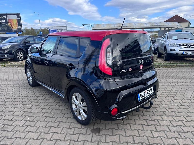 Kia Soul (2015) 1,6 CRDI 16 V 94 KW TAŽNÉ - fotka 4 z 47