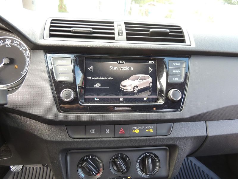 Škoda Fabia (2020) 1.0i,44kw,AMB,ČR,1maj.-21%DPH - fotka 24 z 46