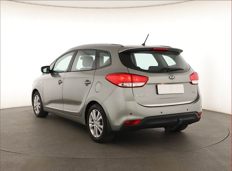 Kia Carens (2013) 1.7 CRDi, nová STK, Tažné - fotka 4 z 18