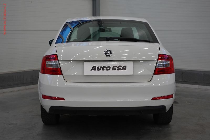 Škoda Octavia (2015) 1.4 TSi, 1.maj,ČR, Fresh, DSG - fotka 5 z 24