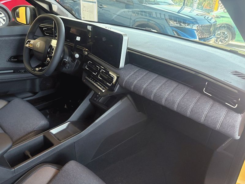 Renault 5 E-TECH (2026) Techno 150k comfort range - fotka 9 z 28