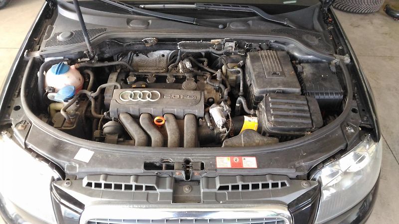 Audi A3 (2006) 2,0FSI,110KW,ALU,AUT.KLIMA - fotka 24 z 27