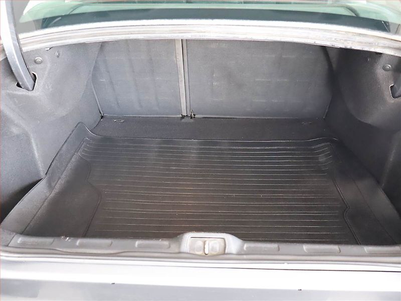 Citroën C5 (2008) 1.8 16V, po STK, jezdí dobře - fotka 13 z 14