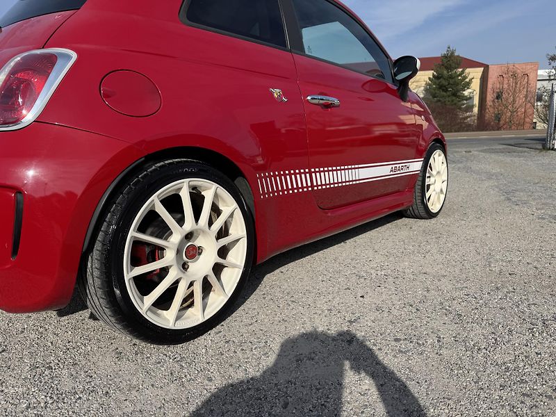 Abarth 500 (2009) 1.4 T 118KW essensse 96000KM - fotka 7 z 26