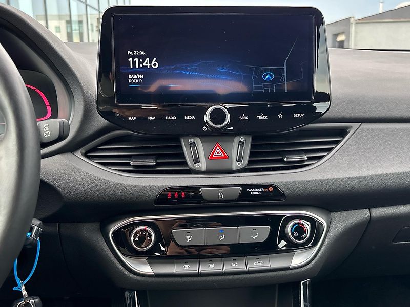 Hyundai i30 Smart DCT - fotka 12 z 23