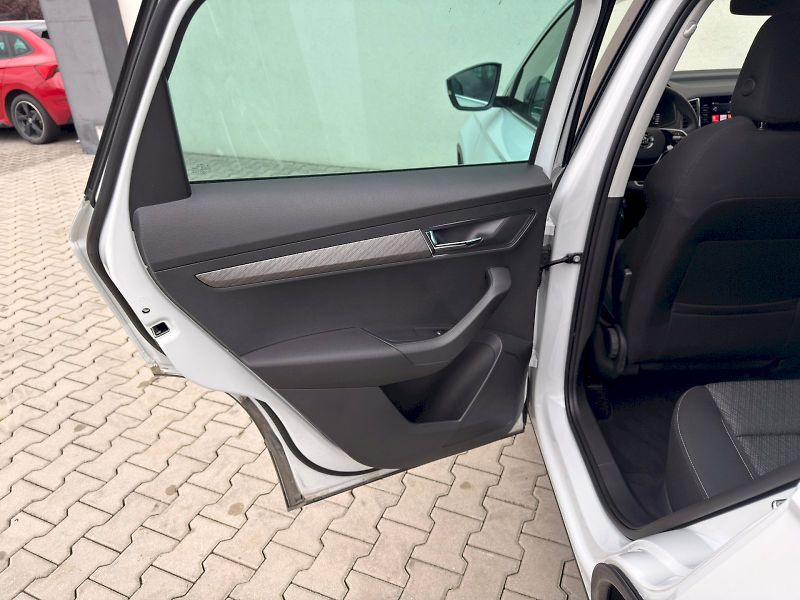 Škoda Karoq (2025) SEL TS 110/1.5 A7F - fotka 17 z 28