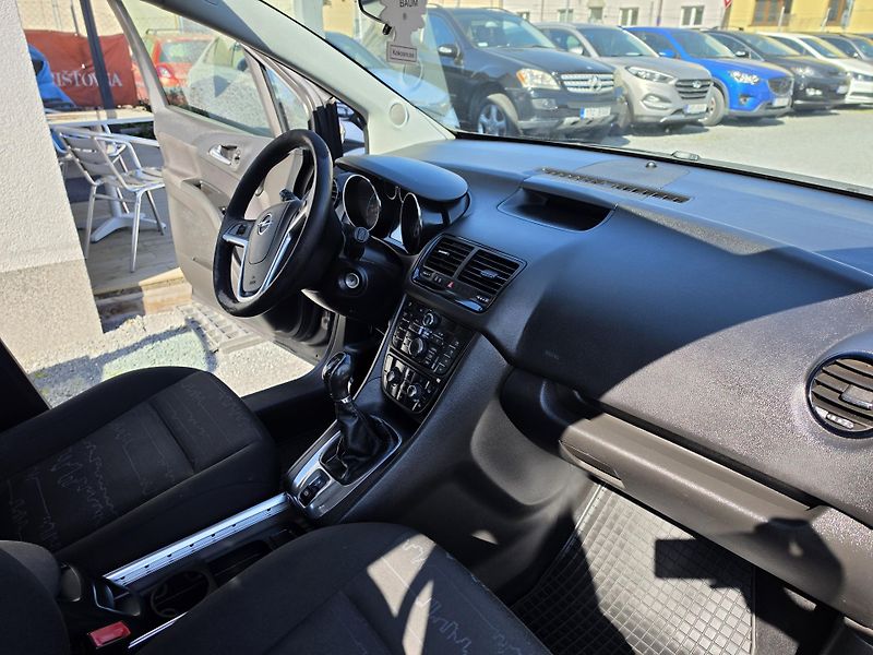 Opel Meriva 1.4 i TZ Park senzor  - fotka 21 z 25
