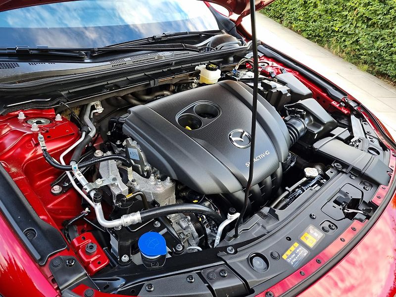 Mazda 3 (2021) 2.0 SELECTION,MATRIX,NAVI,HEAD - fotka 33 z 44