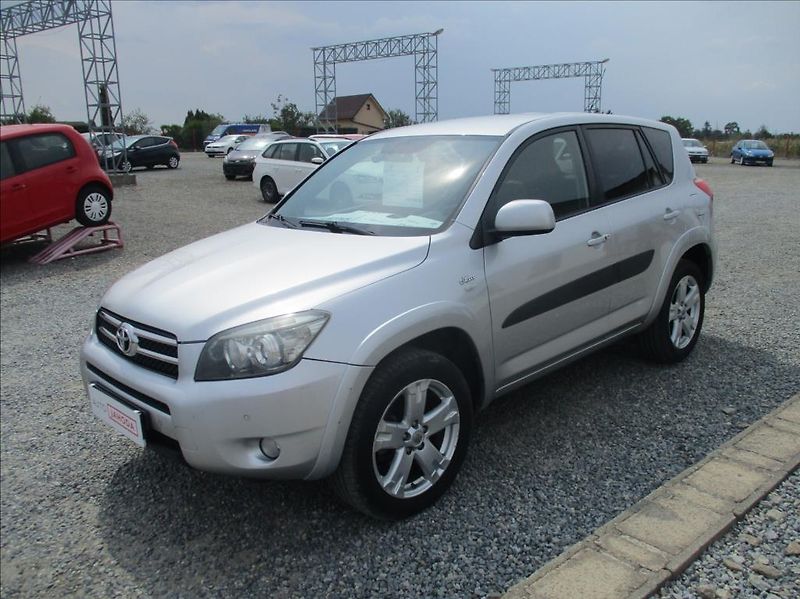 Toyota RAV4 2,2 D, 4x4, aut klima,kamera, - fotka 3 z 22