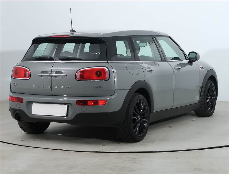 Mini Clubman (2018) One, Serv.kniha, Park. senzory - fotka 5 z 19