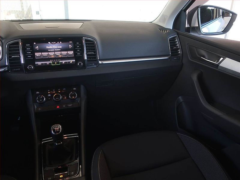 Škoda Karoq (2022) Ambition 1.0 TSI - fotka 8 z 16