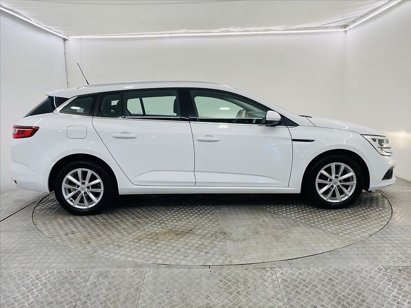 Renault Mégane 1,3 i 75Kw po servise - fotka 23 z 25