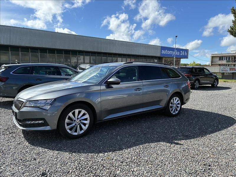 Škoda Superb 2,0 TAŽNÉ,WEBASTO,EL.KUFR - fotografie inzerátu