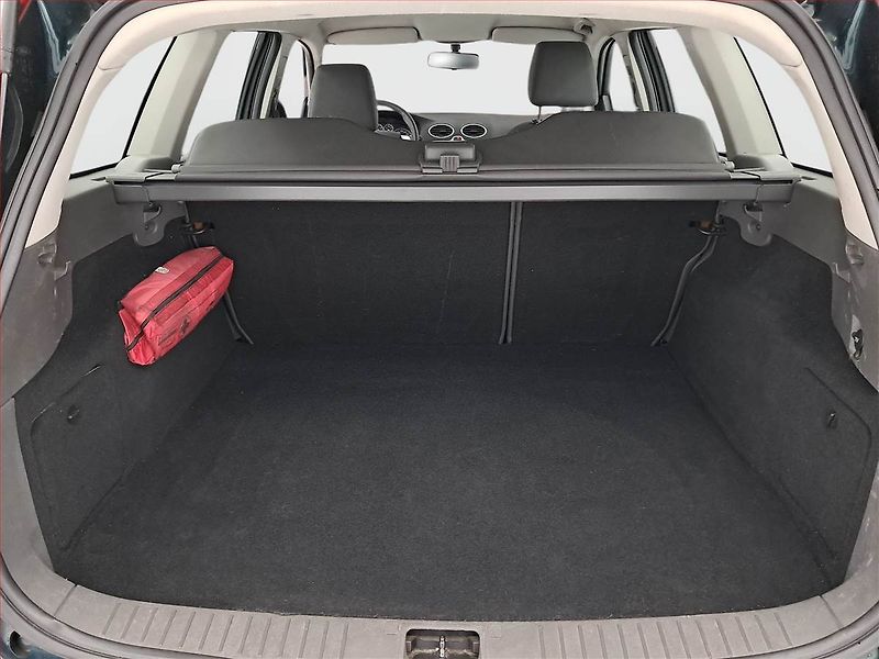 Ford Focus (2007) 1.6 16V, nová STK, udržované - fotka 14 z 14