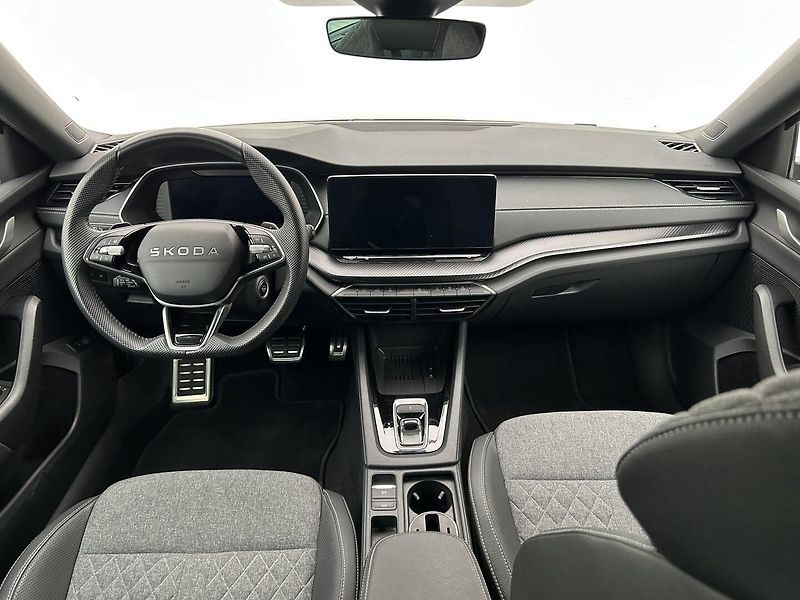 Škoda Octavia 2.0 TDI SportLine - fotka 5 z 29