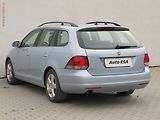 Volkswagen Golf (2011) 1.6 TDi, Panor, výhřev sed - náhled 6