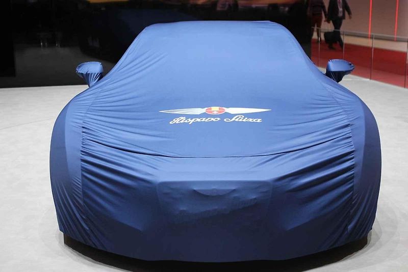 Jedno z nejočekávanějších aut Ženevy - Aston Martin Valkyrie