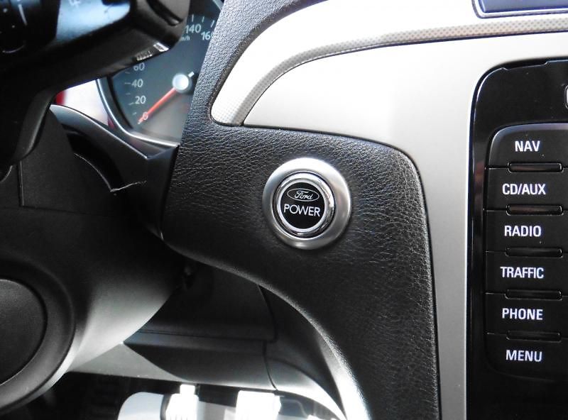 Ford S-MAX 2,0 TDCi Navi, Panorama - fotka 13 z 15